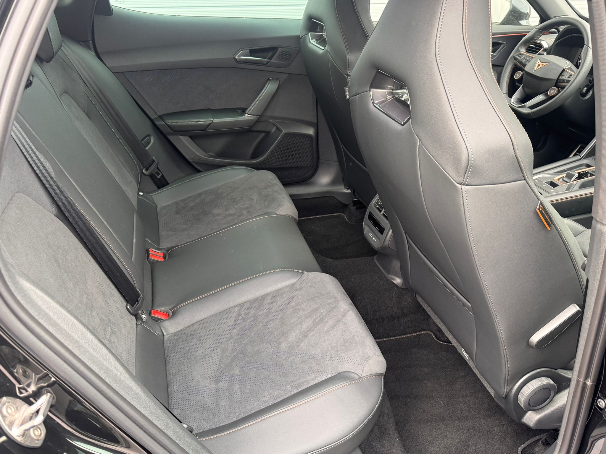 CUPRA Formentor e-HYBRID 1.5 TSI DSG – 130 kW (177 PS) – Bild 15